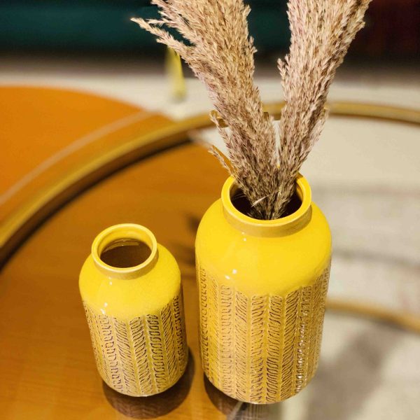 Porcelain Vases Pair - Image 3
